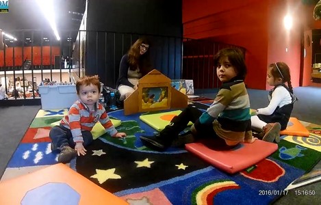 2016-01-17-melun-18e-salon-du-livre-theatre-enfant