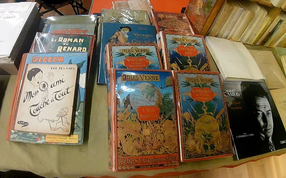 2016-salon-livres-melun-stand-7