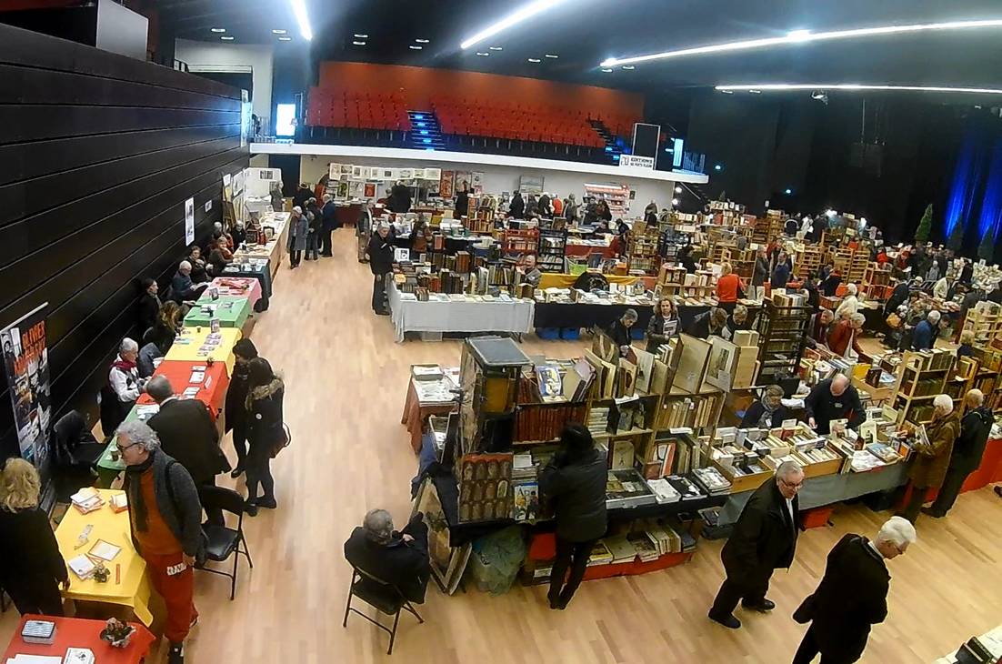 2016-salon-livres-melun-vue-generale
